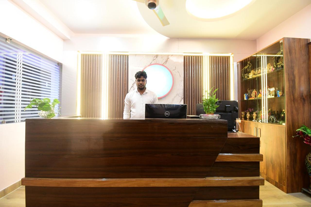 Hotel Sushree International Bhubaneswar Esterno foto